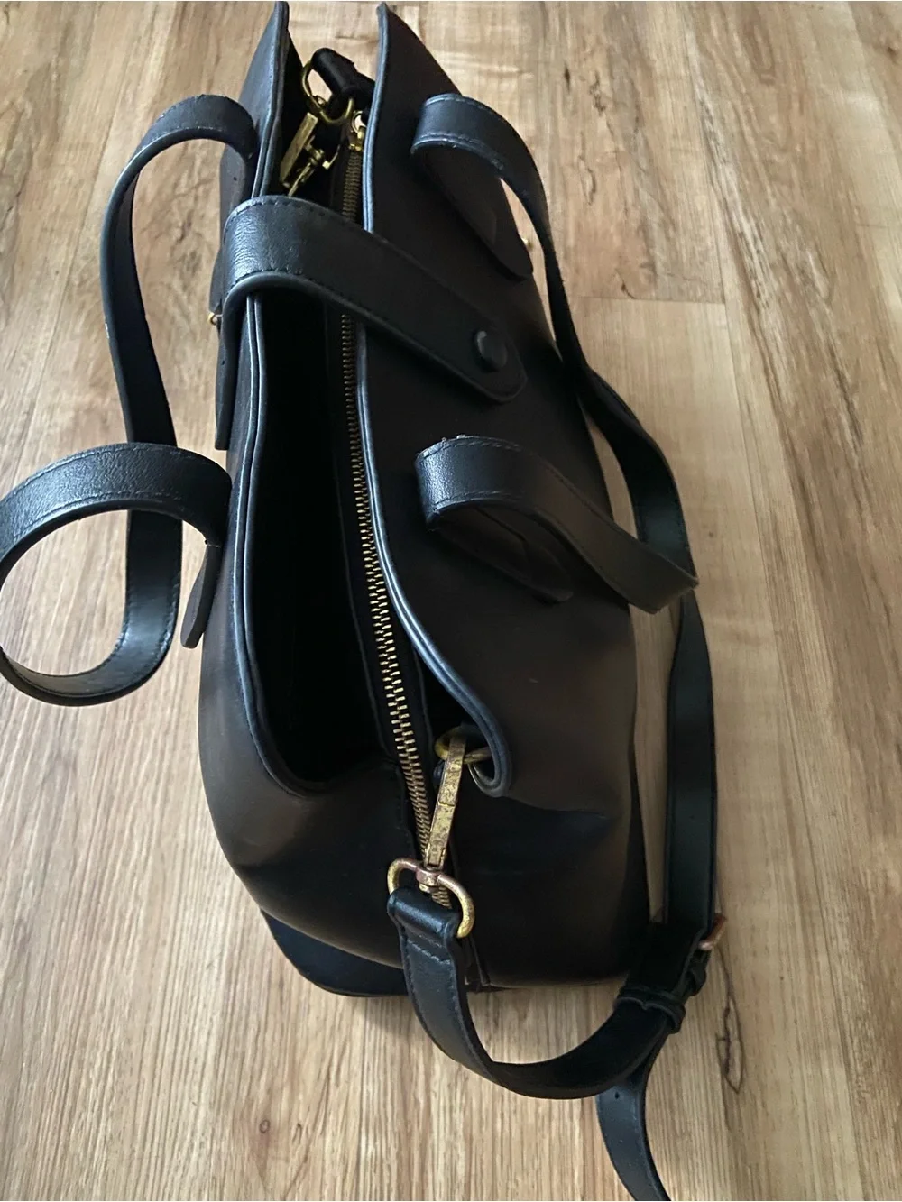 Fawn design Black Women’s Tote Bag with Gold Hardware 15x12